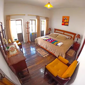 Colonial House 2* Quito